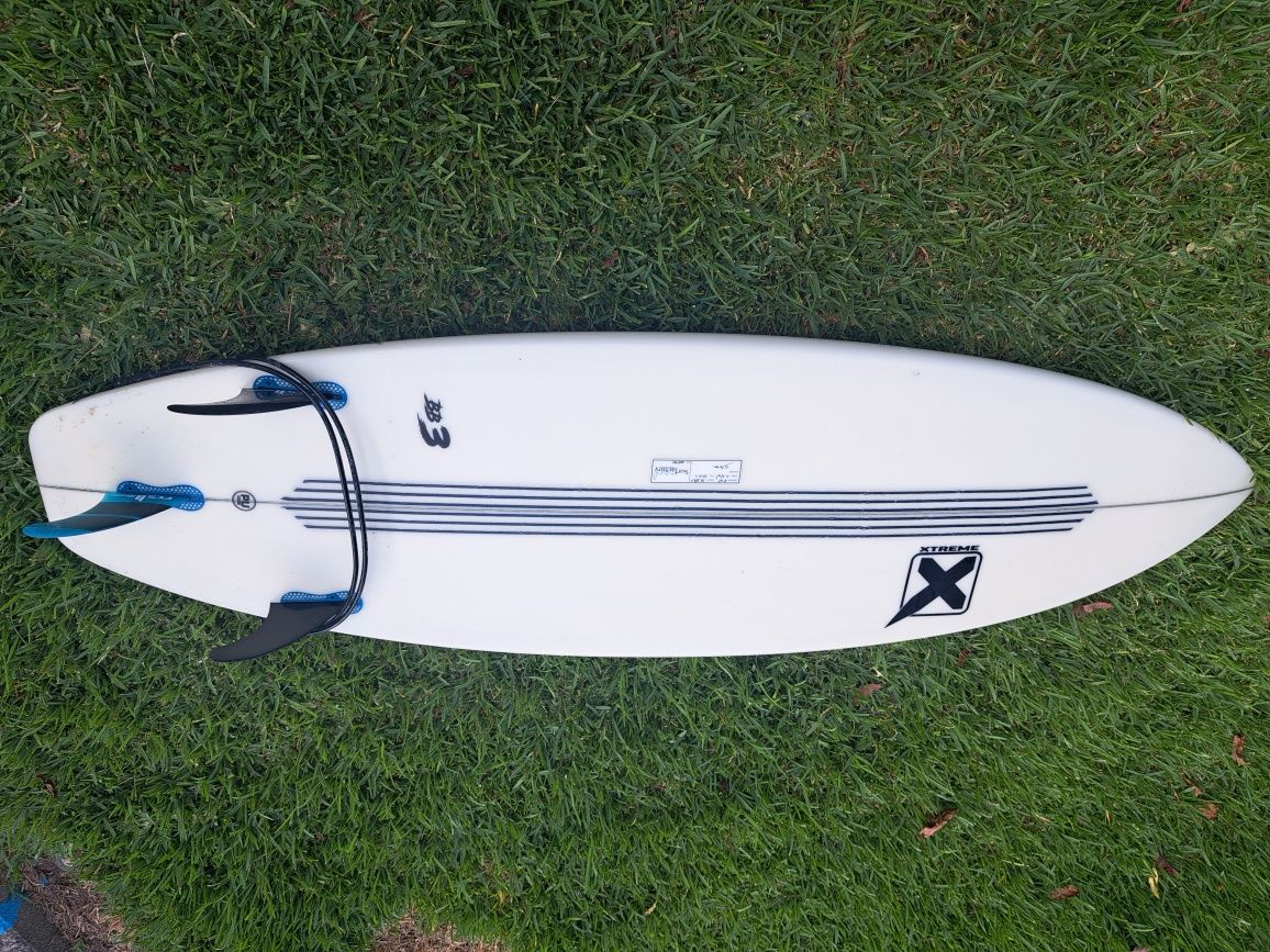 Prancha Surf SurFactory + fato + saco