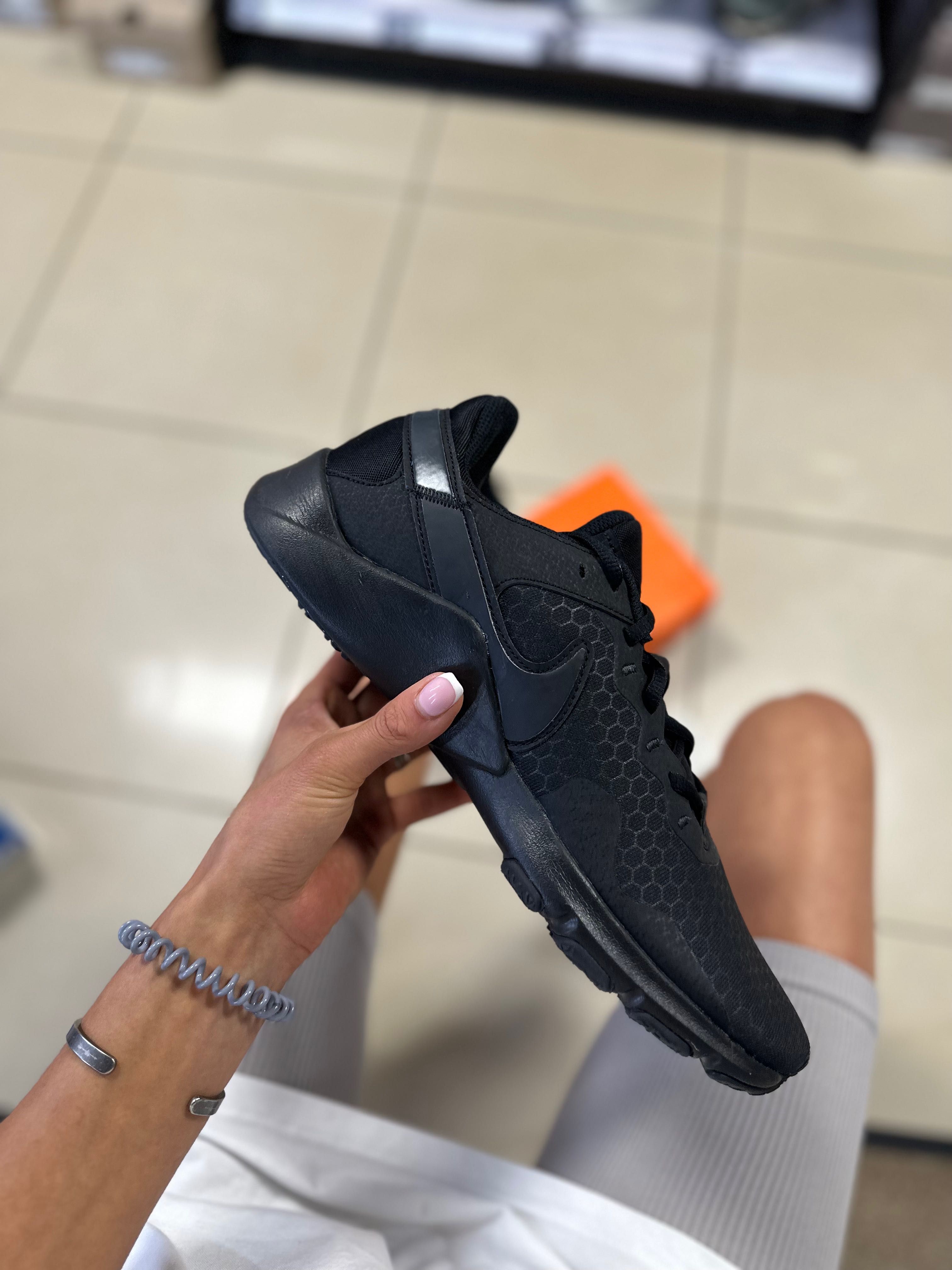 Чоловічі оригінальні кросівки Nike Legend Essential 2 CQ9545 002