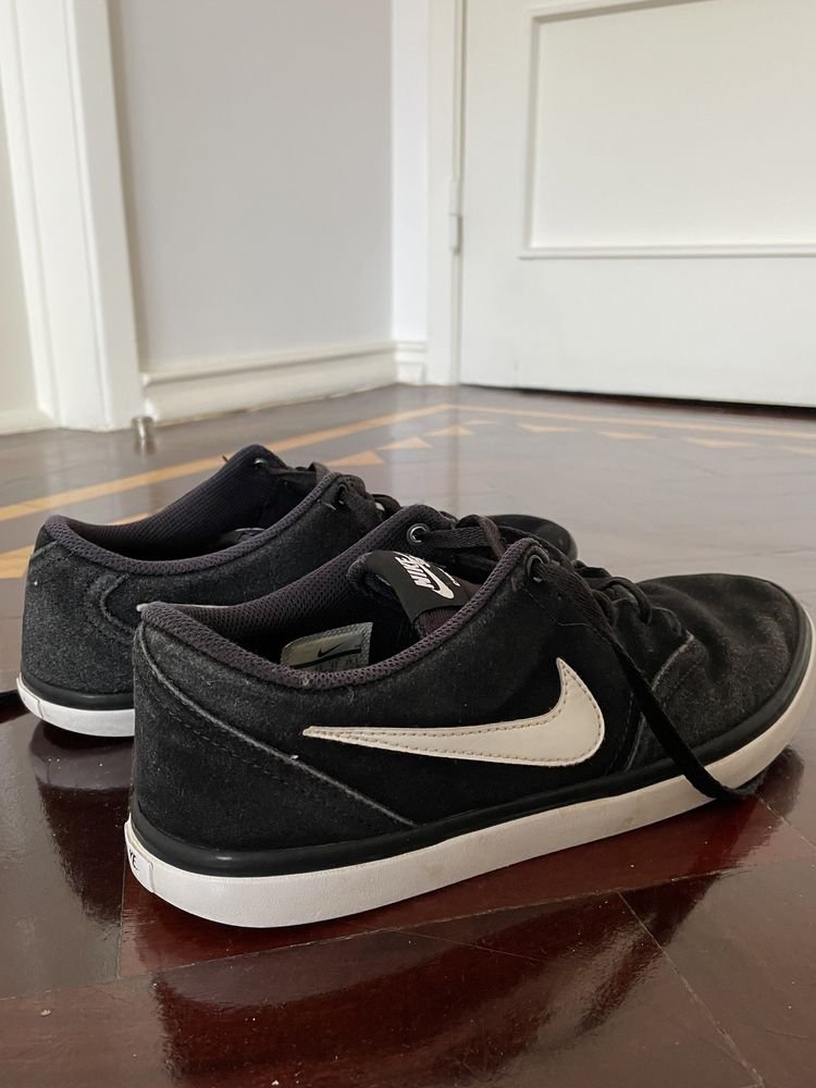 Nike SB pretos I 42