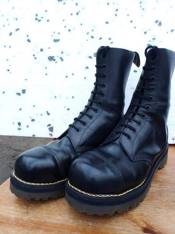 Martens made in england, rozmiar 5   blacha
