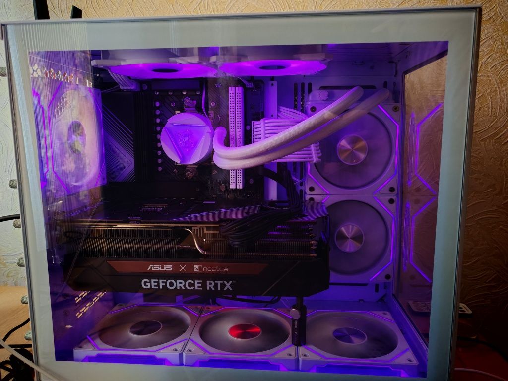 ПК з монітором 27, rtx 4080, ryzen 7500f, ssd 2ТБ, 32 ГБ оперативної