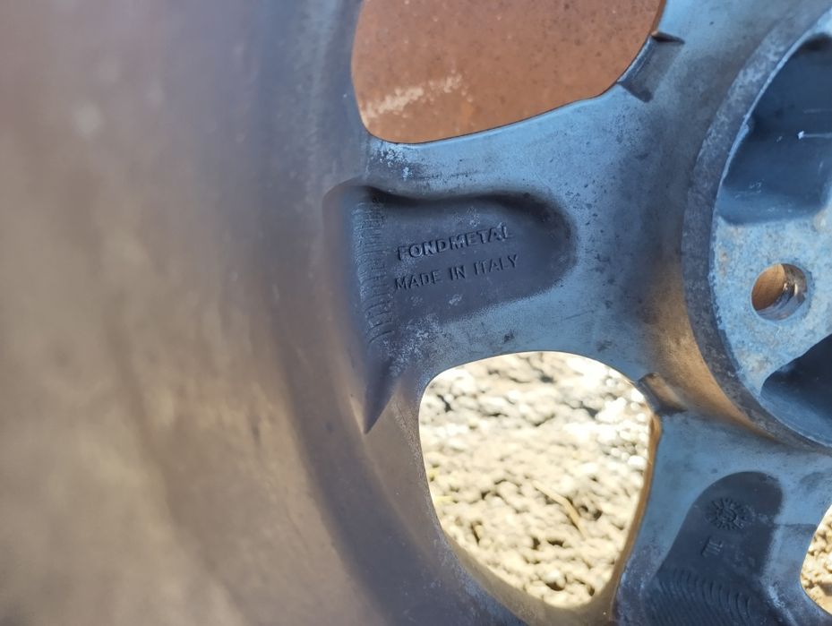 Продам диски с резиной 195.60R15