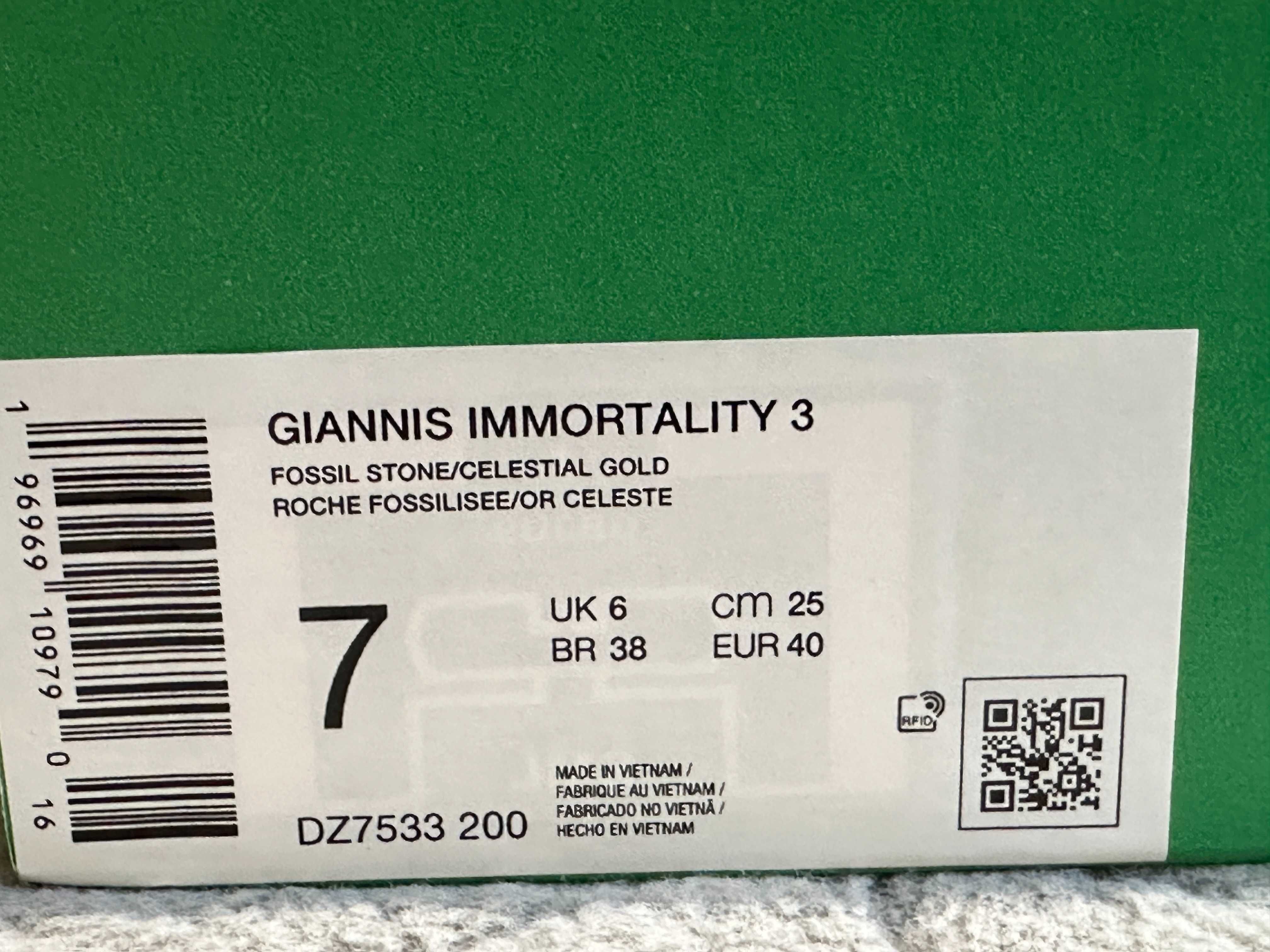 Buty sportowe Nike Giannis Immortality 3 40