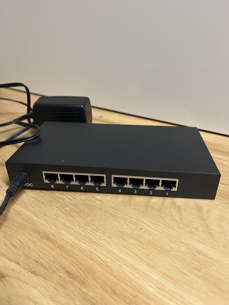 Switch 8 portas Edimax