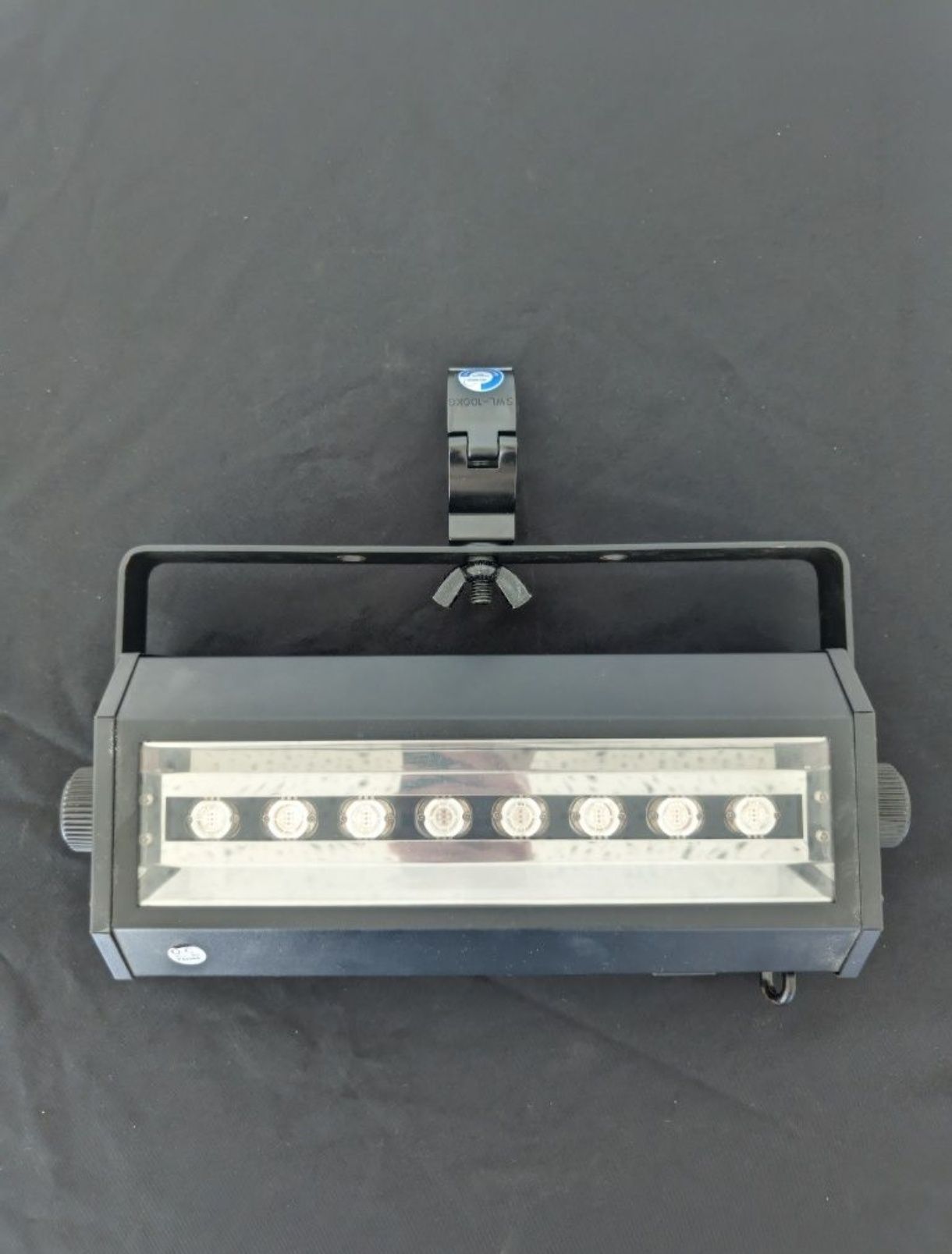 Set de 3 strobes eurolit LED DMX: 2 COB PRO White + 1 COB PRO RGB