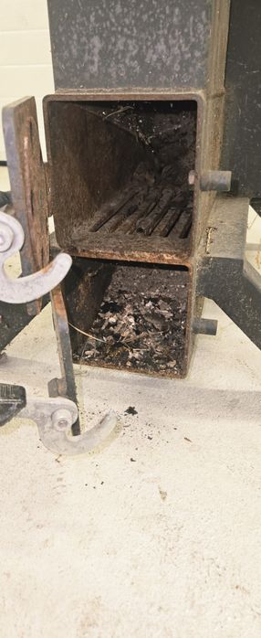 Piec rakietowy koza piec na drewno z płaszczem wodnym