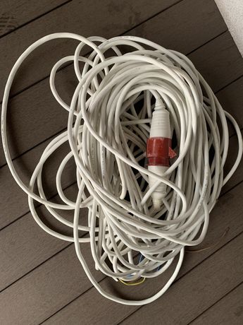 Продам кабель 5-жильный на 2,5 мм.кв(50метров)