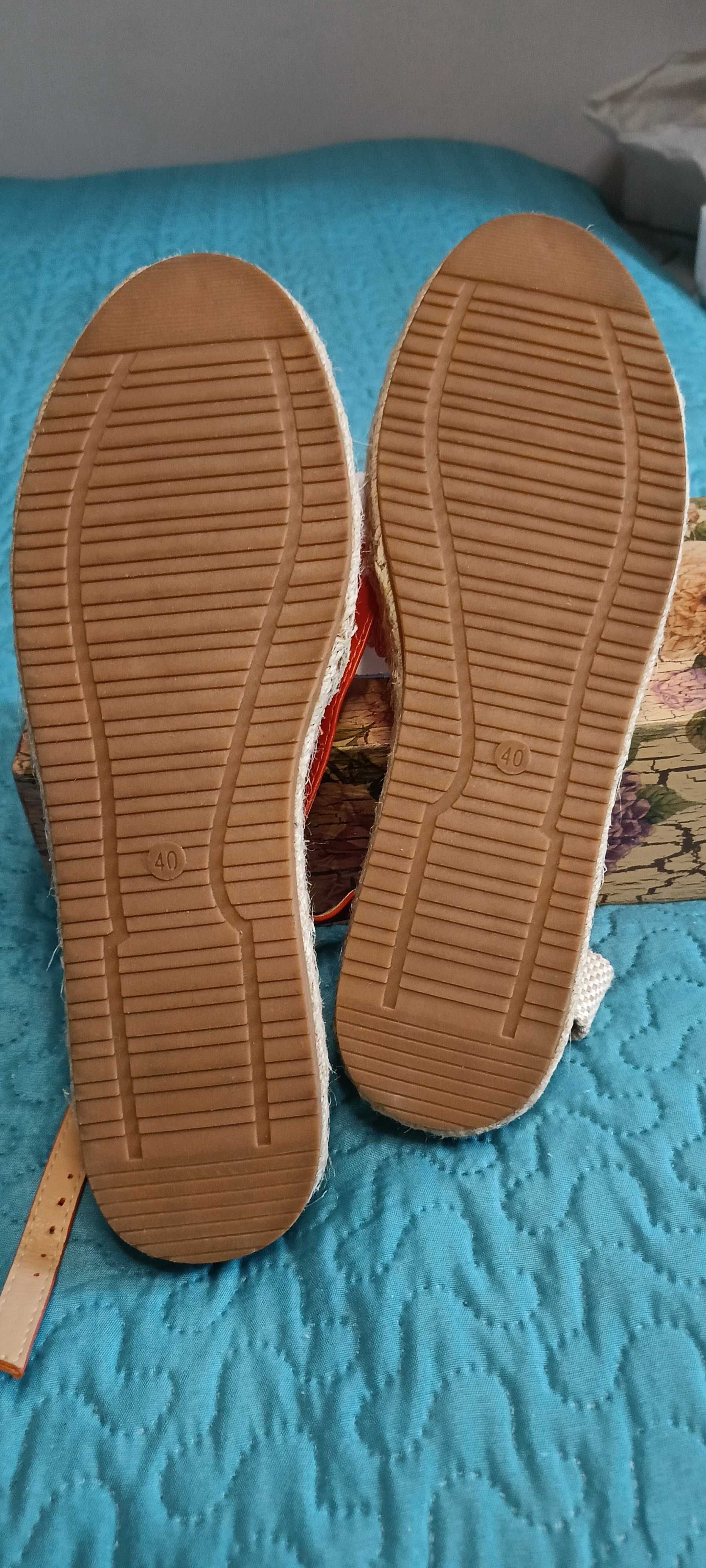 Espadryle damskie ażurowe na koturnie rozm. 40 "Nio Nio'