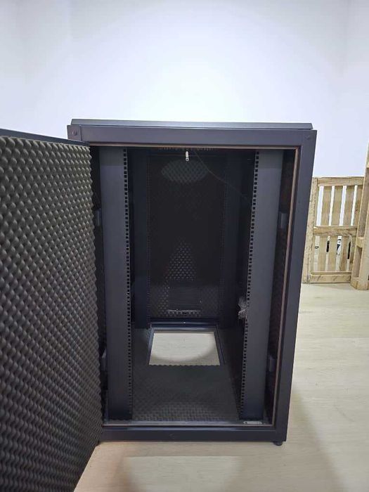 Bastidor OLIRACK19 – Armário Industrial Insonorizado