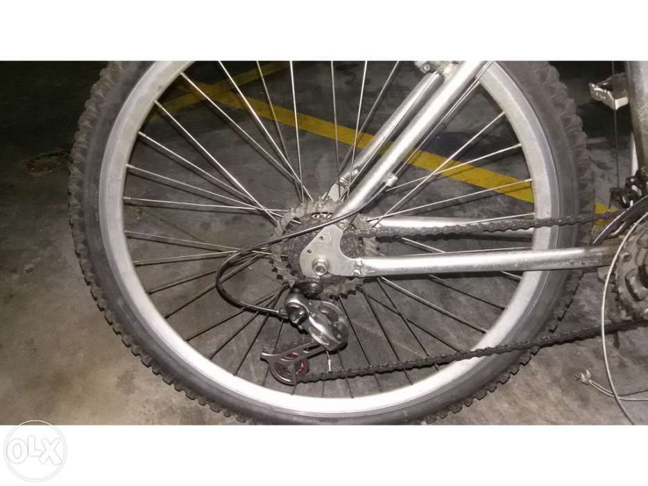 Bicicleta BTT aluminio