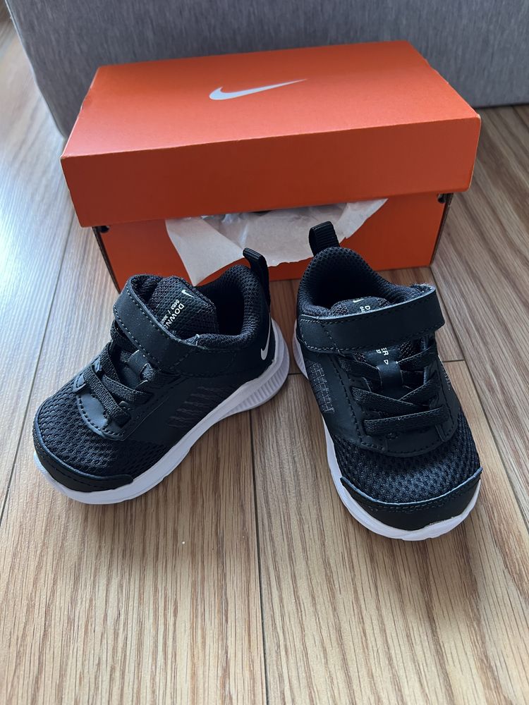 Ténis Nike Bebé Tam18