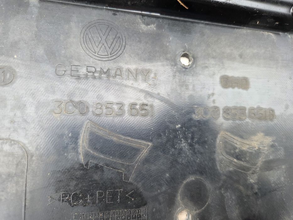 Gril atrapa zderzaka vw passat b6