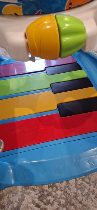 Chodzik  skoczek  edukacyjny krzesełko pianio step n play Little Super