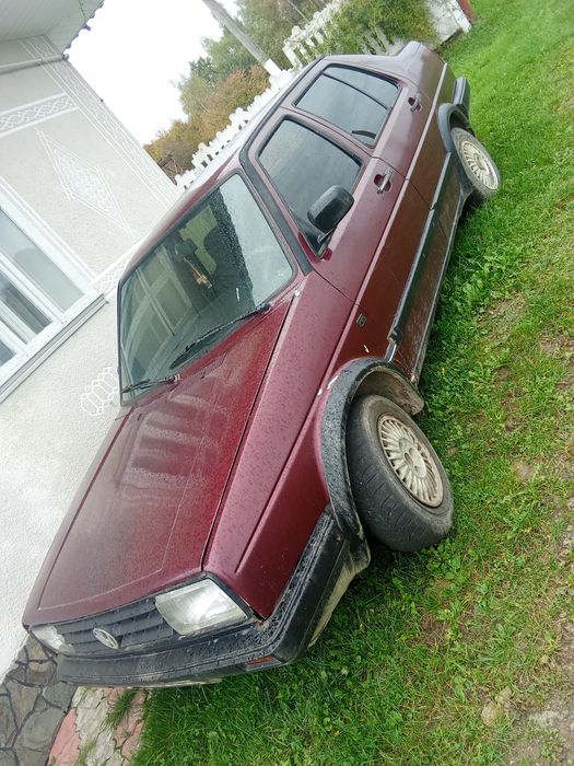 Продаеться фольцваген