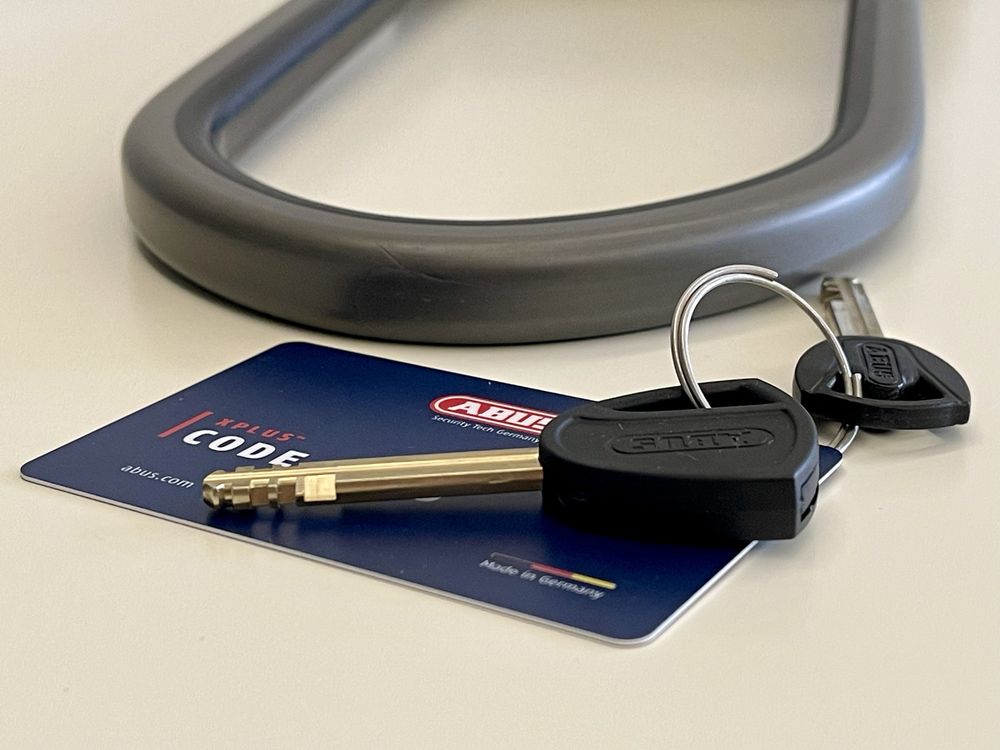 U-Lock Abus GRANIT X Plus 540 300 mm zapięcie rowerowe ulock kłódka
