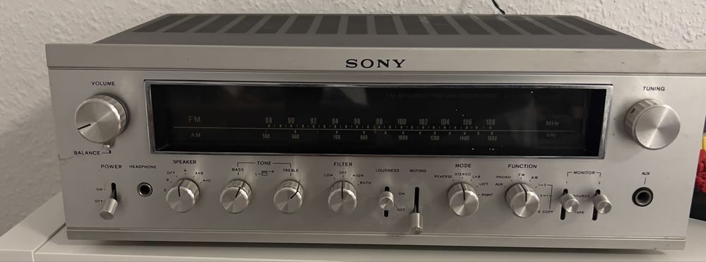 Продам ресівер Sony str-7055