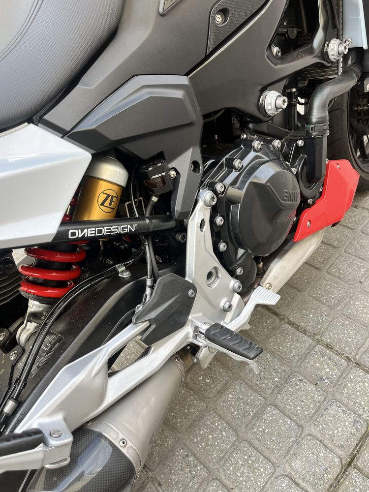 Bmw f900r Roadster
