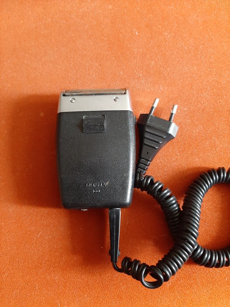Golarka elektryczna.