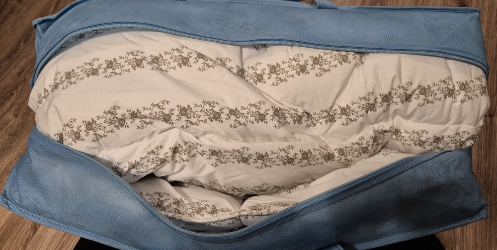 Kołdra ciepła 200x220 Tronfjellet Fibre Duvet z Jysk nowa