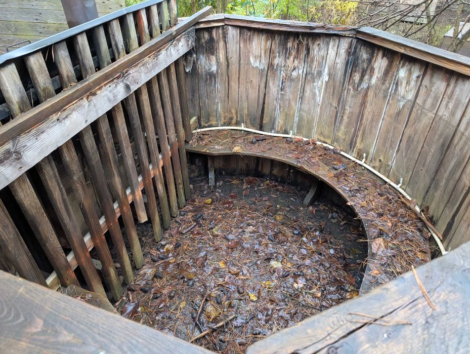 Balia ogrodowa drewniana z piecem wewnętrznym