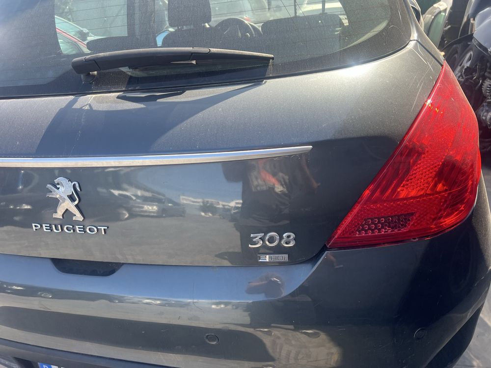 Peugeot 308 ehdi automatico acidentado de 2012