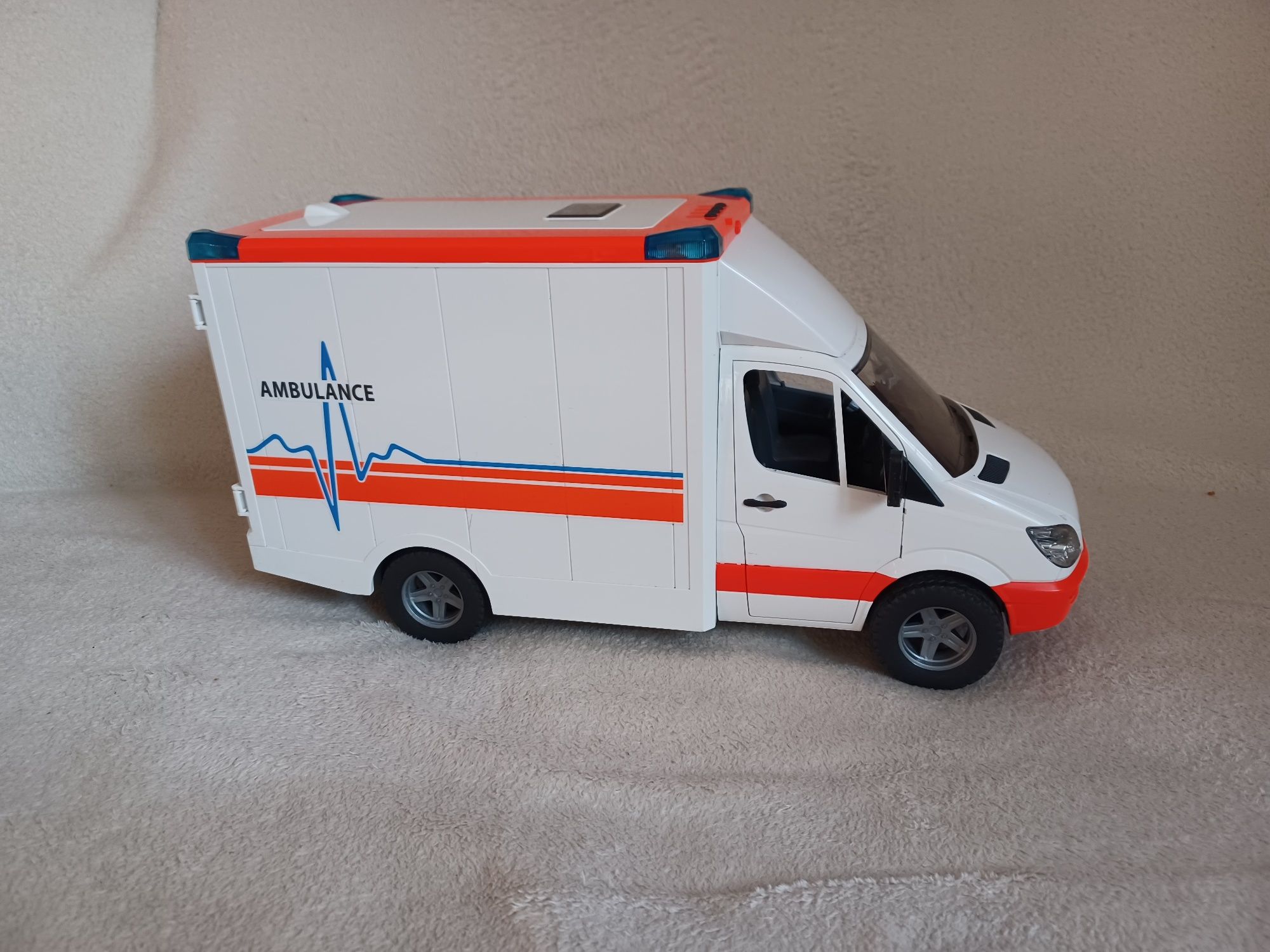 Karetka Bruder ambulans