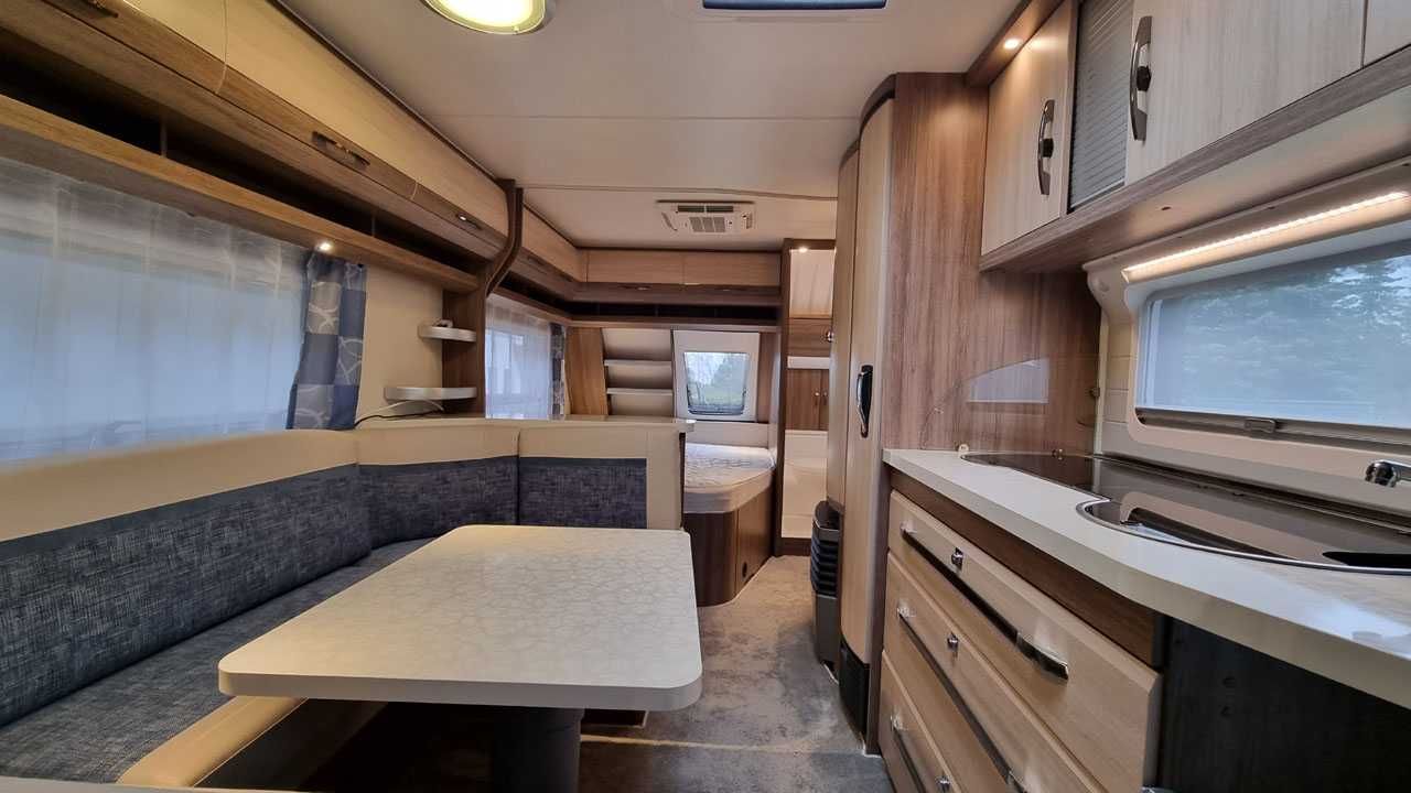 Przyczepa kempingowa Hobby 650 KMFe DE LUXE - WYPOSAŻONA 100%