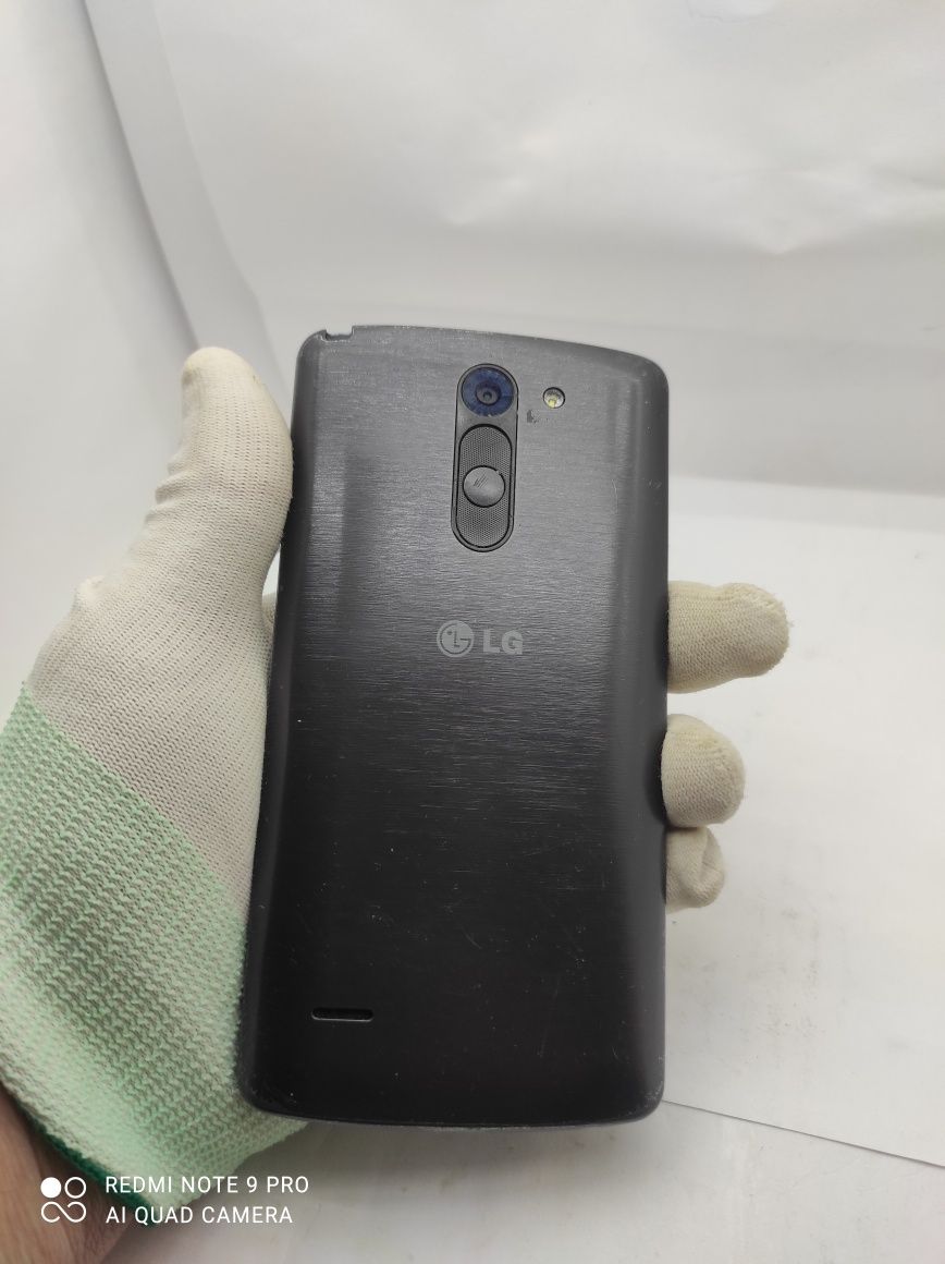 Мобильный телефон LG D 690