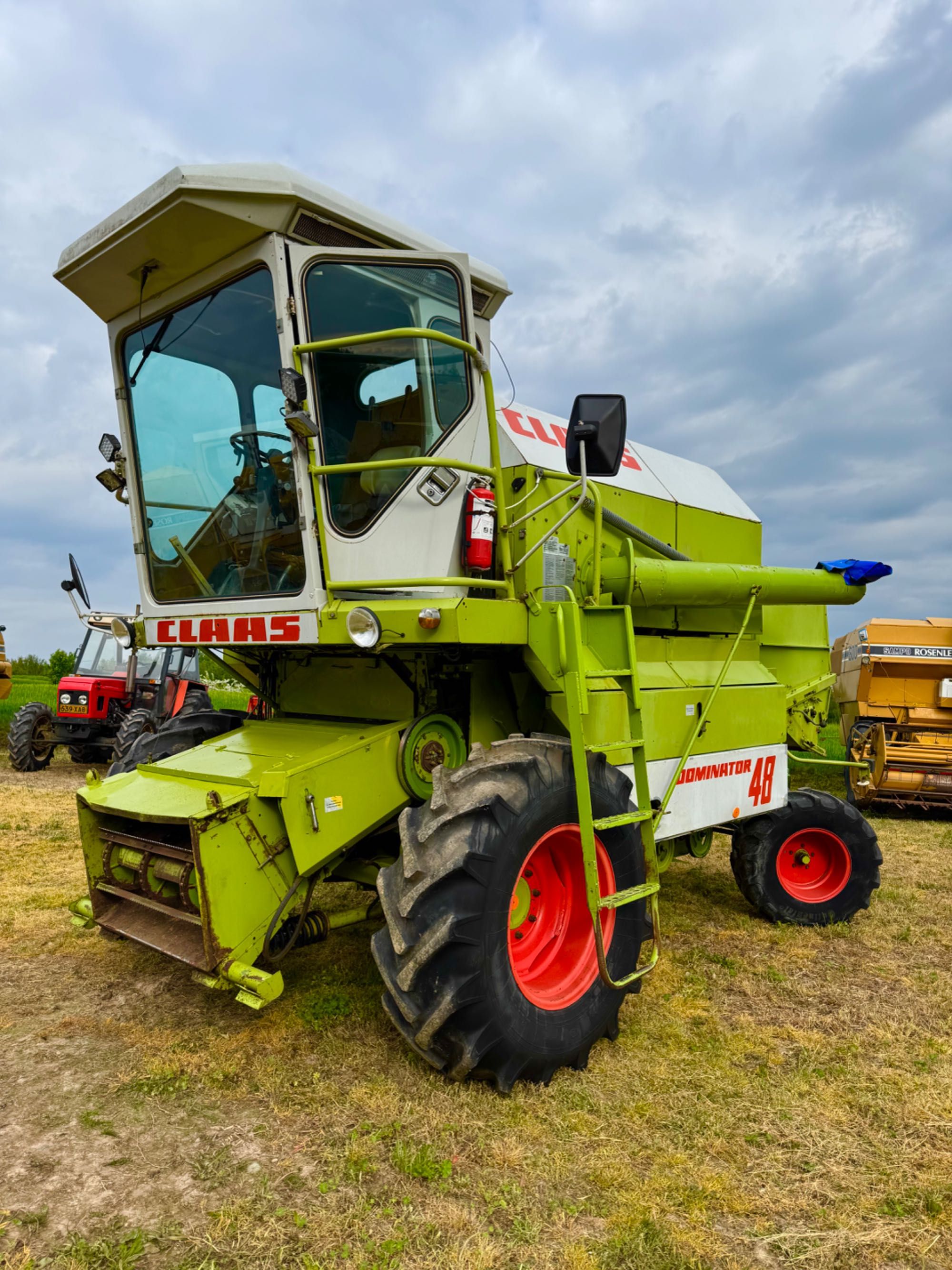 Зернозбиральний комбайн Claas Dominator 48