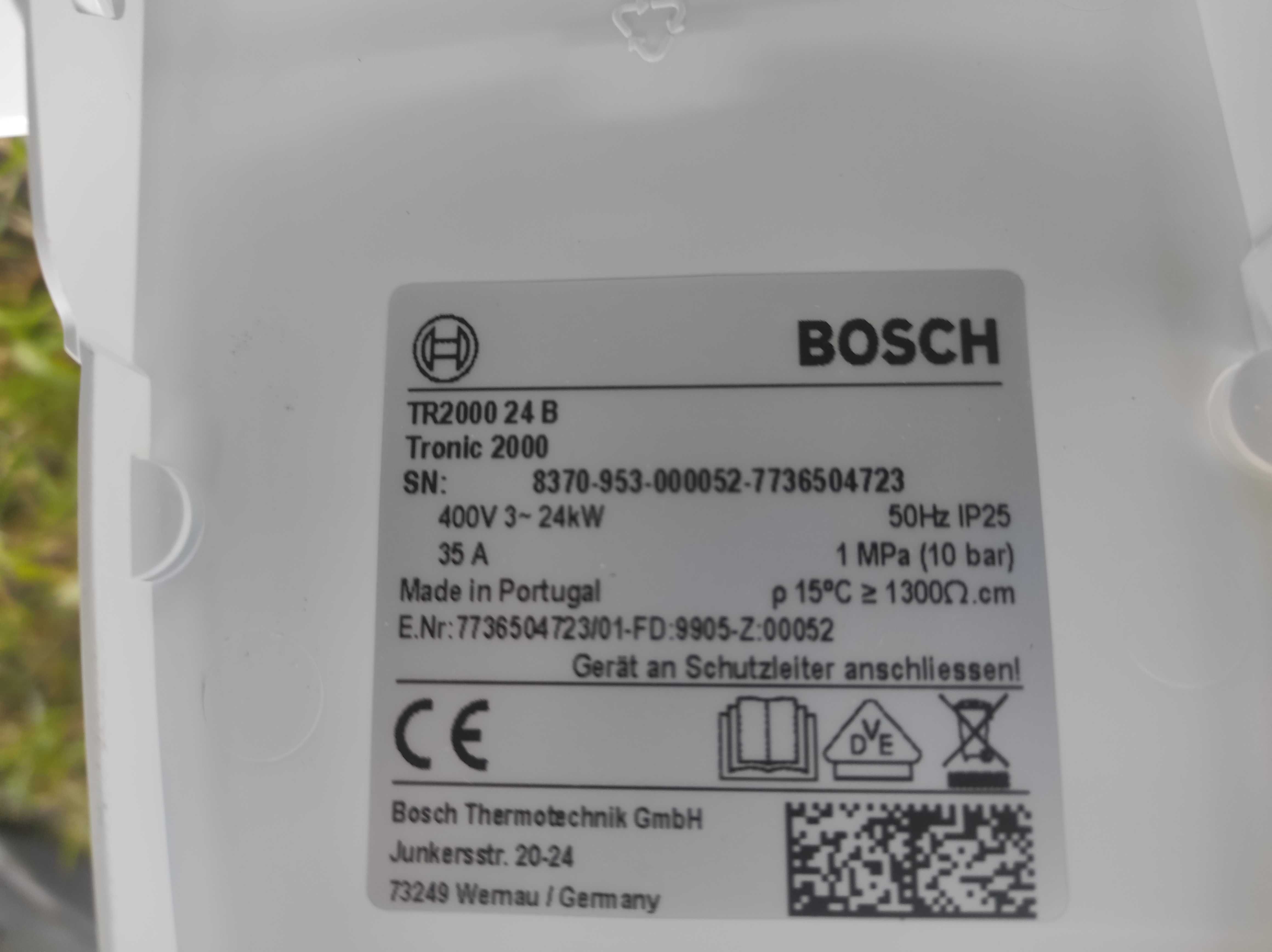 BOSCH TR2000 24 kW . Przepływowy podgrzewacz wody 3 fazy