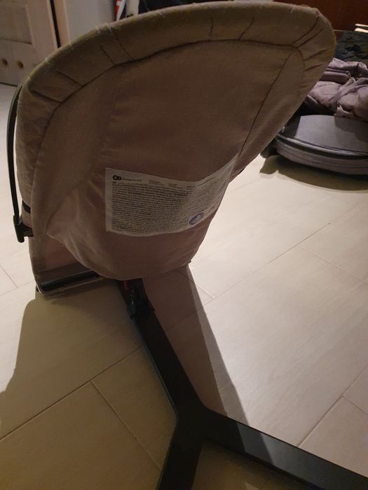 Bujak Bujaczek Kinderkraft jak babybjorn