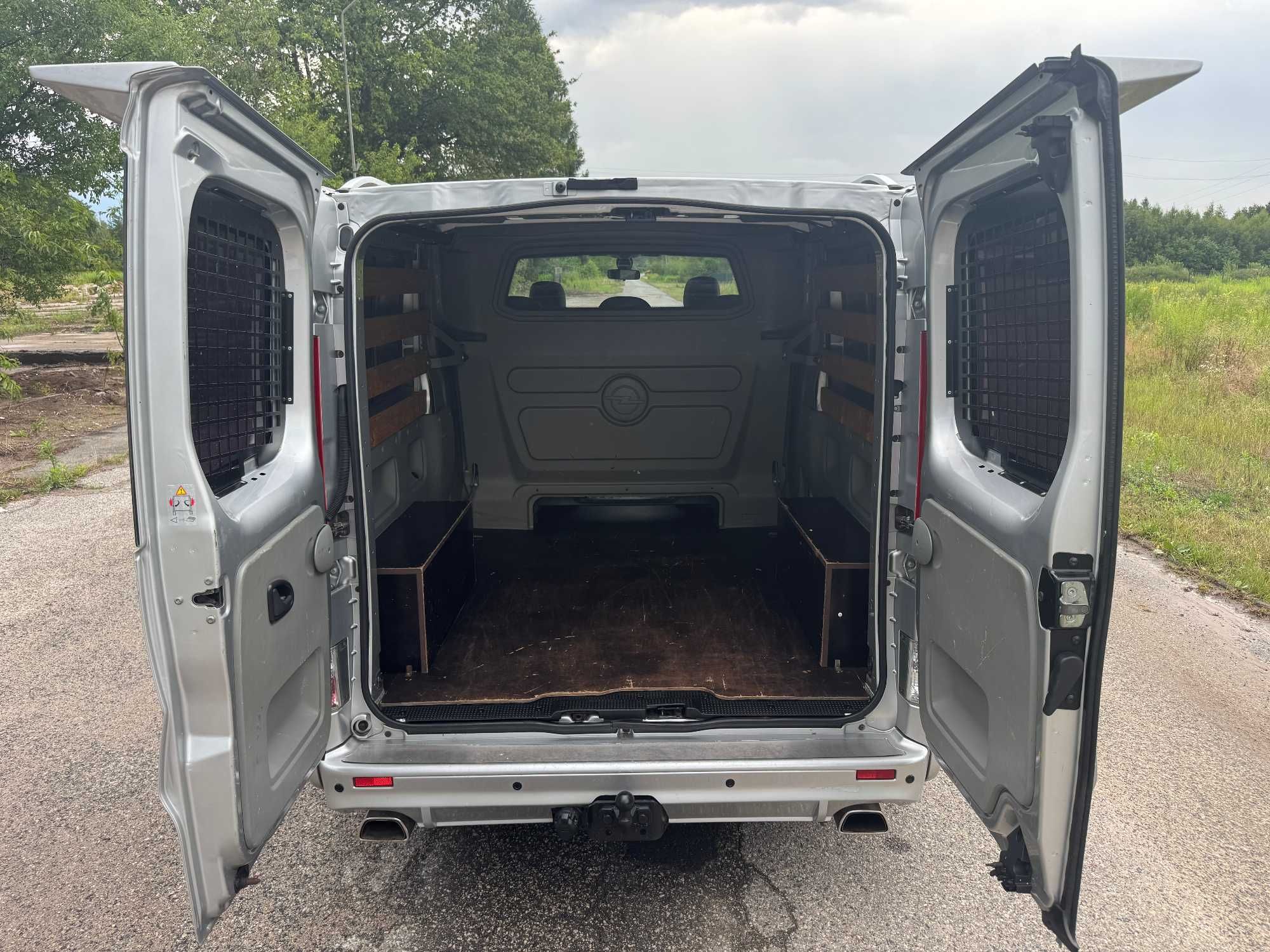 OPEL VIVARO 2011 *2.5CDTI 150KM*klima*dubel kabina*