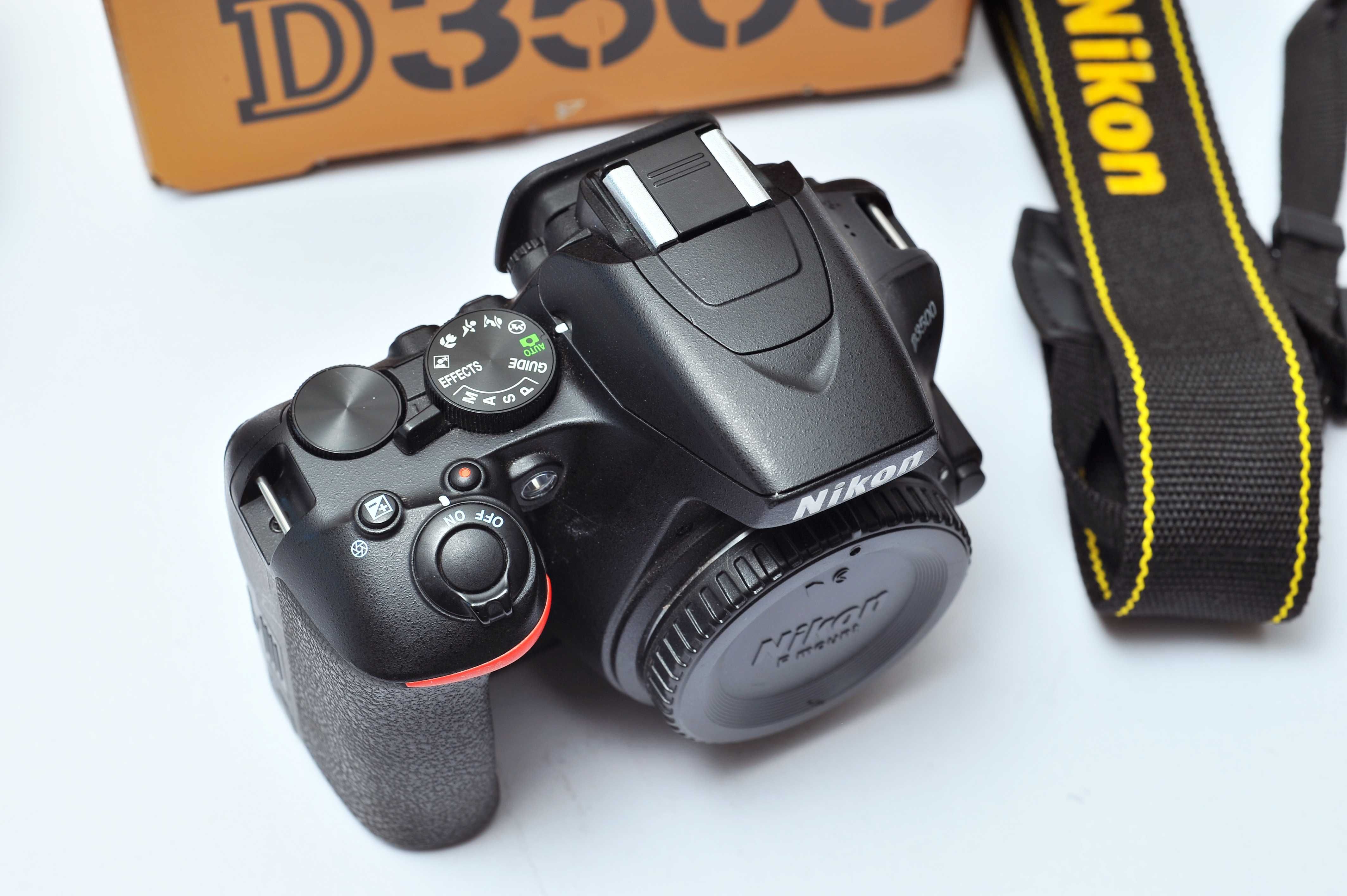 Nikon D3500+ lente 18-140mm VR excelente estado
