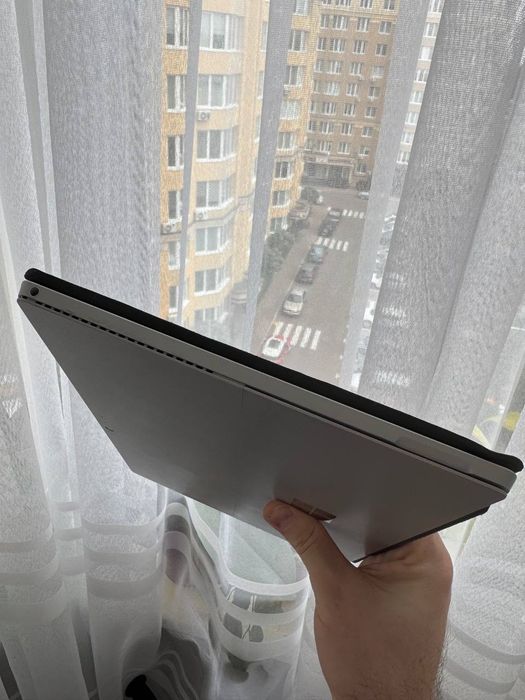 Microsoft Surface Pro 4 8/256gb i7