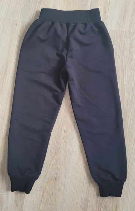 Spodnie rozmiar 110-116