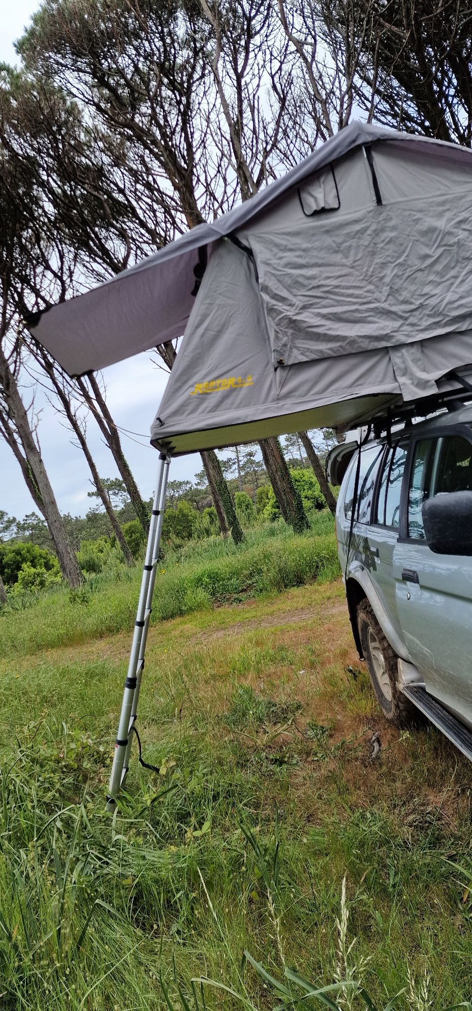Tenda de tejadilho