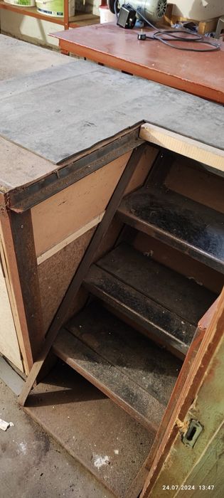 Продам Граж Войцеховича 40м.кв.