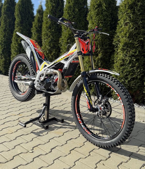 2025 TRS ONE RR 250