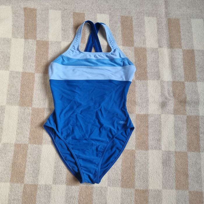 Купальники сдельные