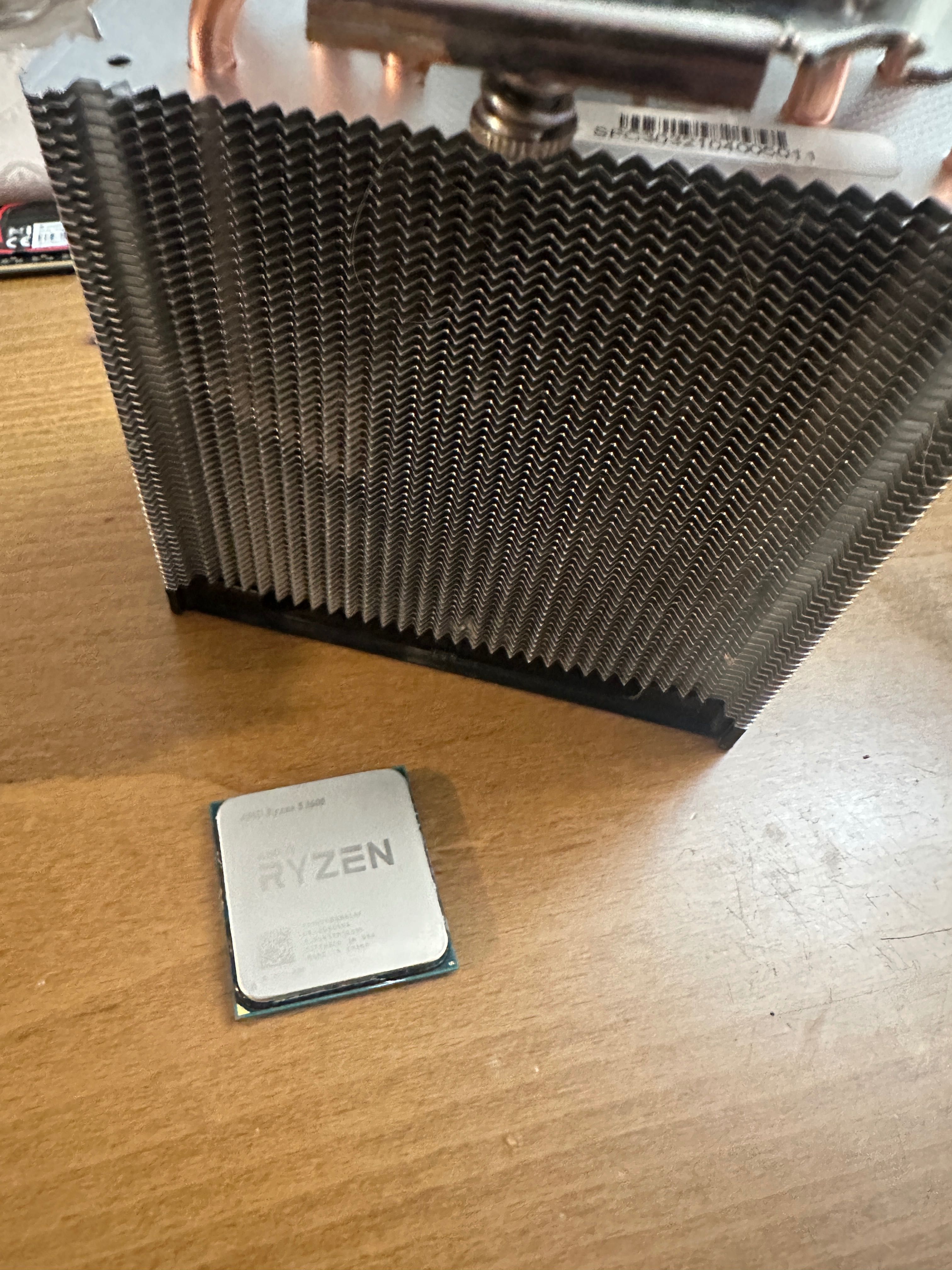 Procesor AMD RYZEN 5 1600 z chlodzeniem