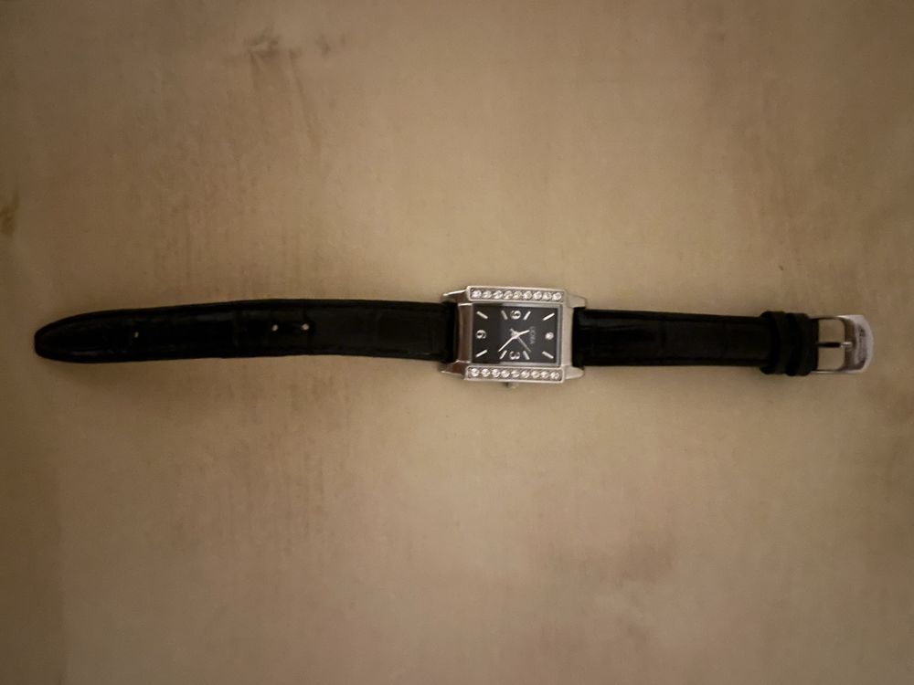 Zegarek LIORA z kamieniami Swarovski