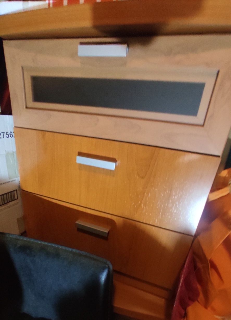 Vendo conjunto quarto casal completo.