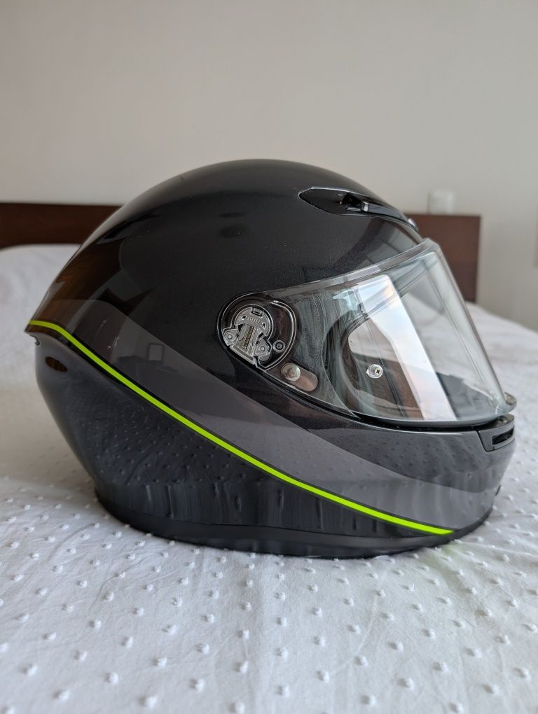 Capacete AGV K6 cinza/preto - Tamanho L
