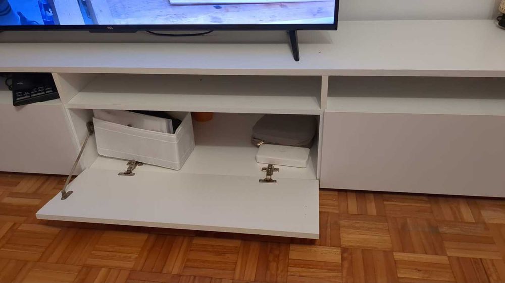 Móveis modernos e elegantes para sala de estar