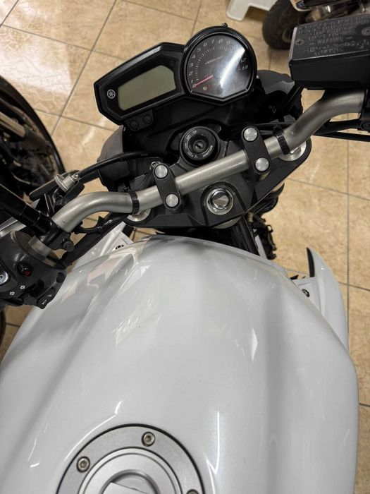 YAMAHA XJ6 600 ANO 2012