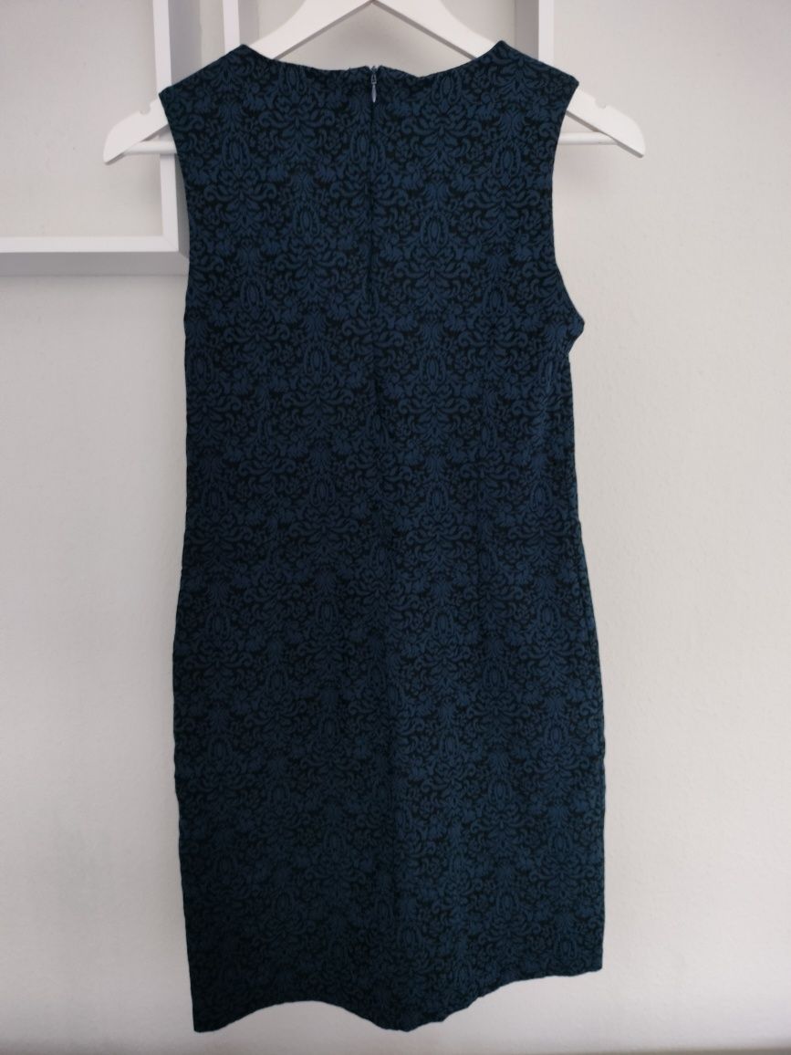 Elegancka sukienka rozmiar 38/M