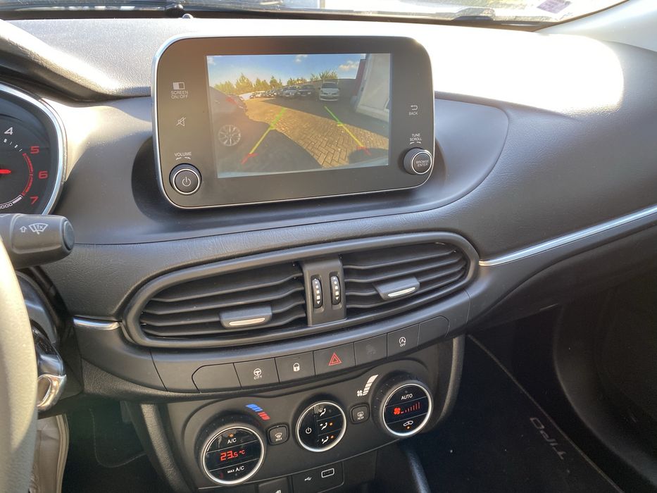 FIAT Tipo 1.3 D - Câmara marcha trás