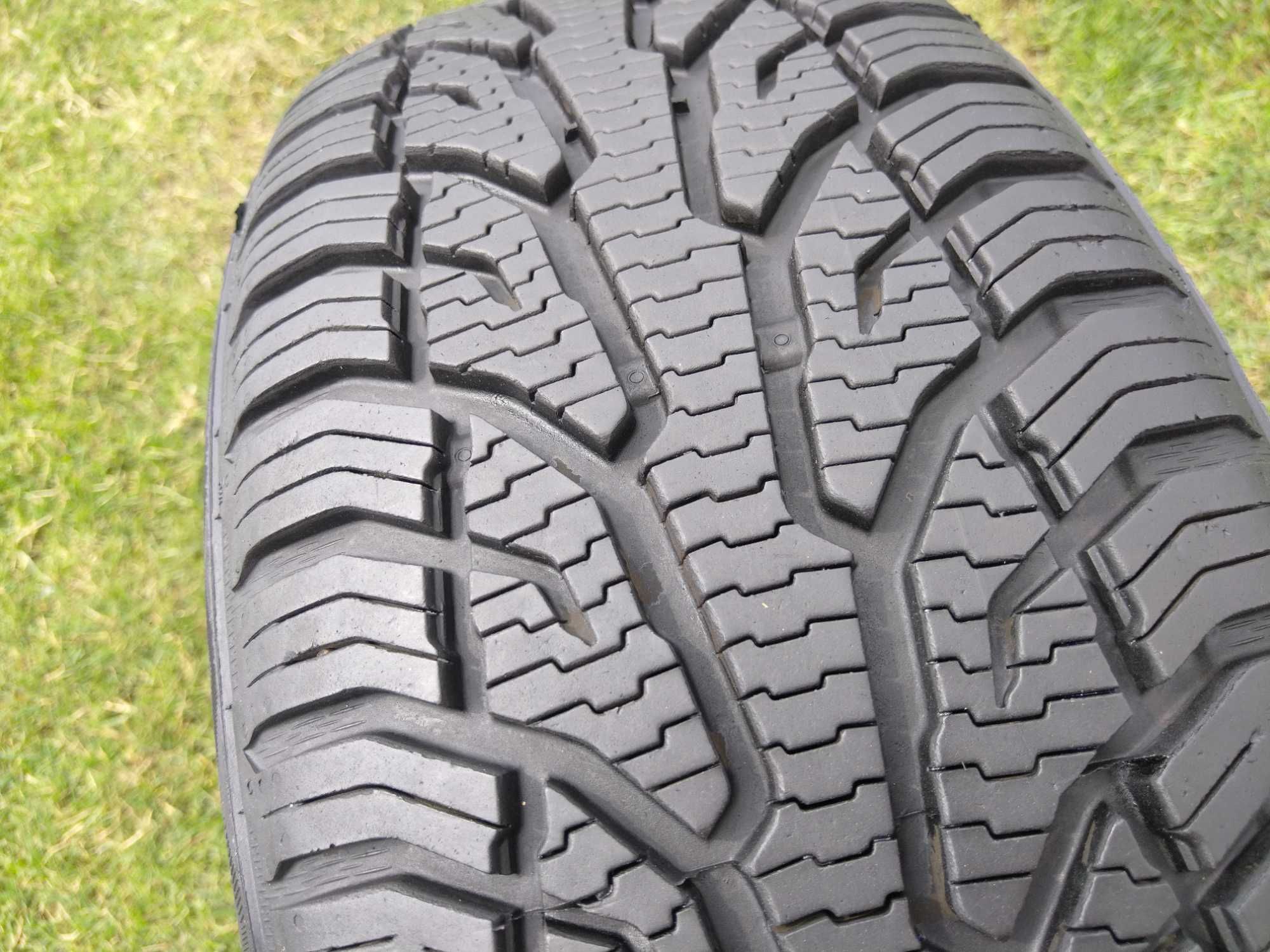 opona 215/50/17 Uniroyal All Season Expert 2 1 sztuka 7,5mm 2023