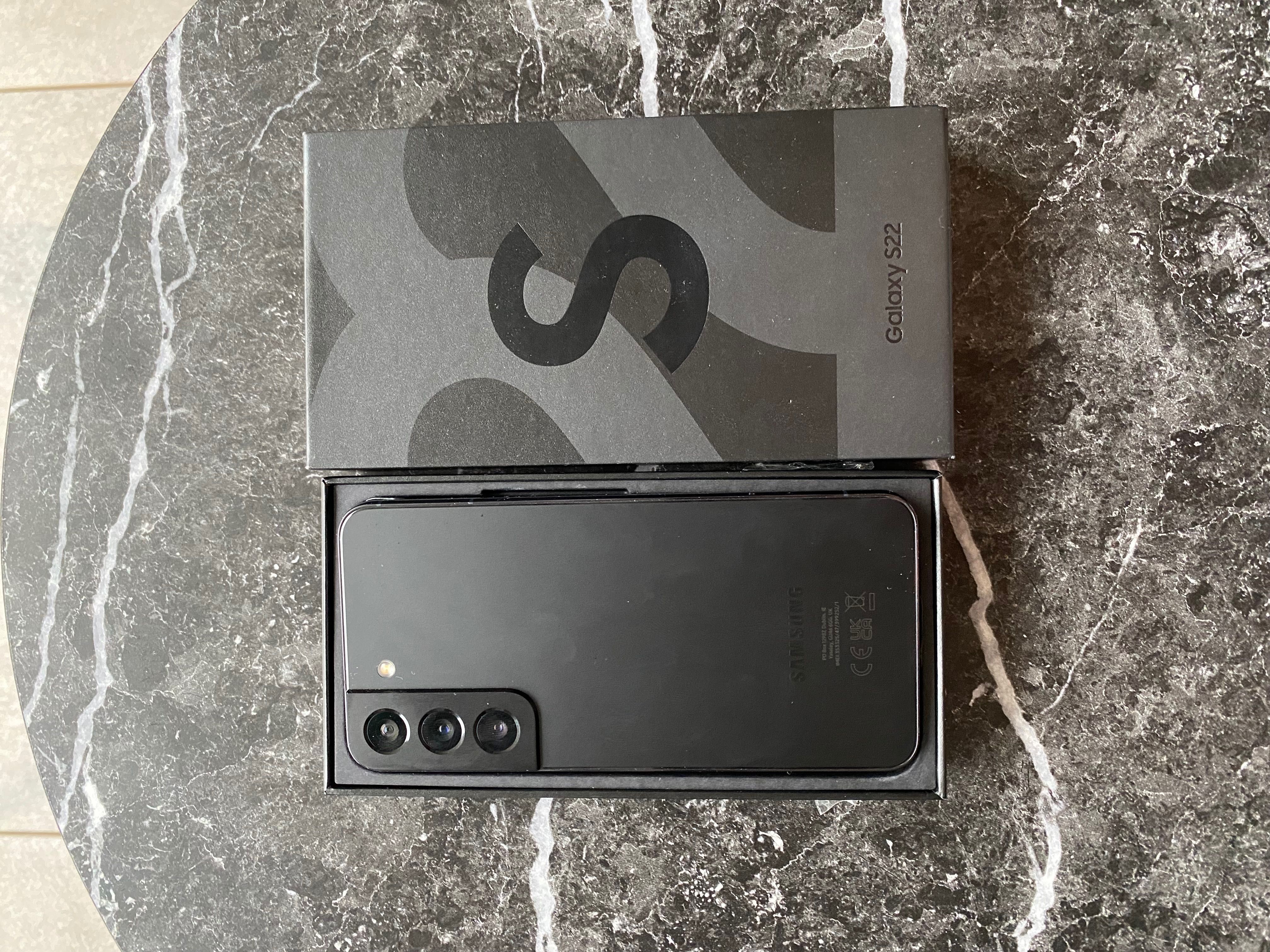 Samsung S 22 System operacyjny: Android 13