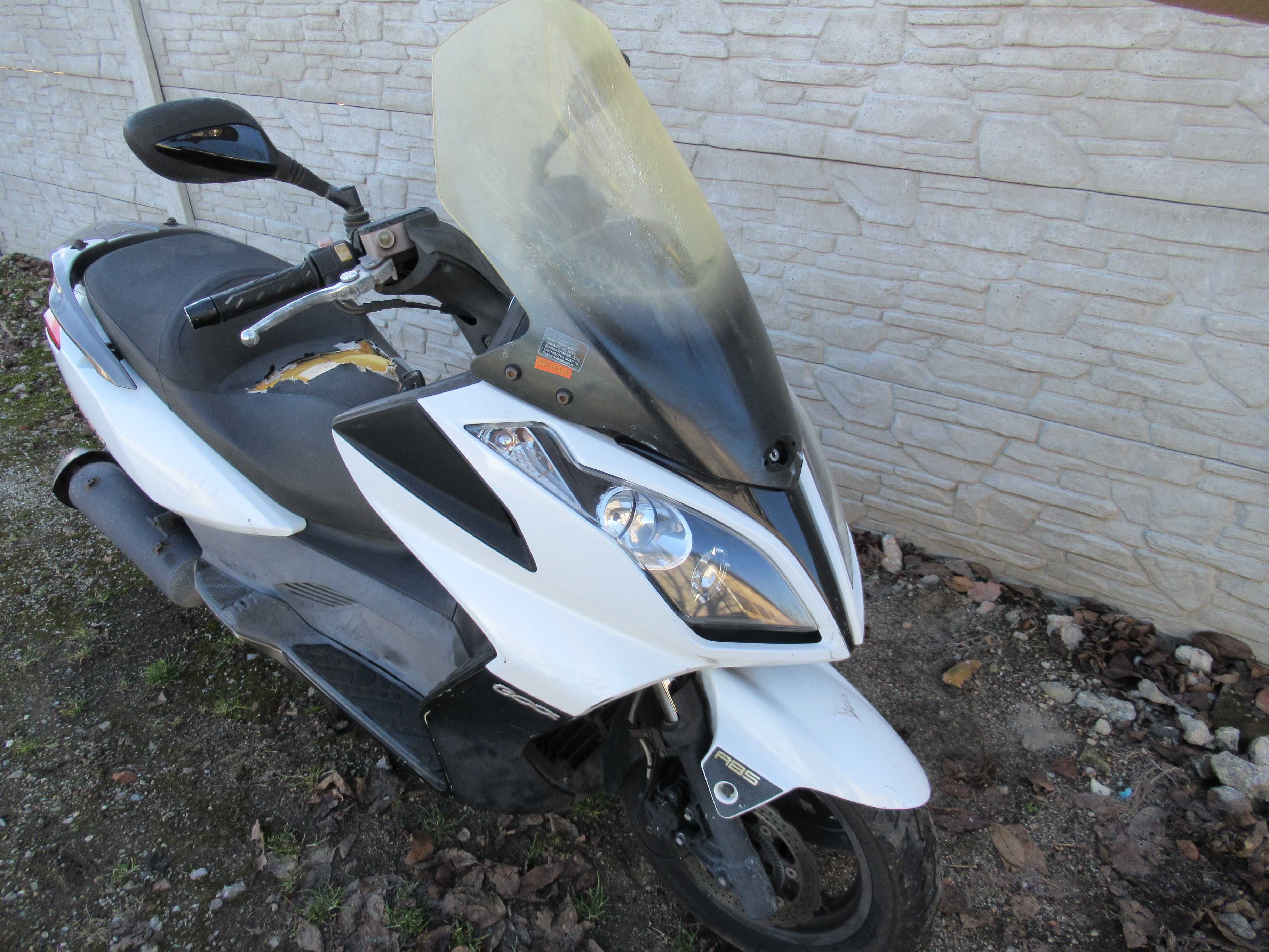 Kymco Downtown 300 rok 2017